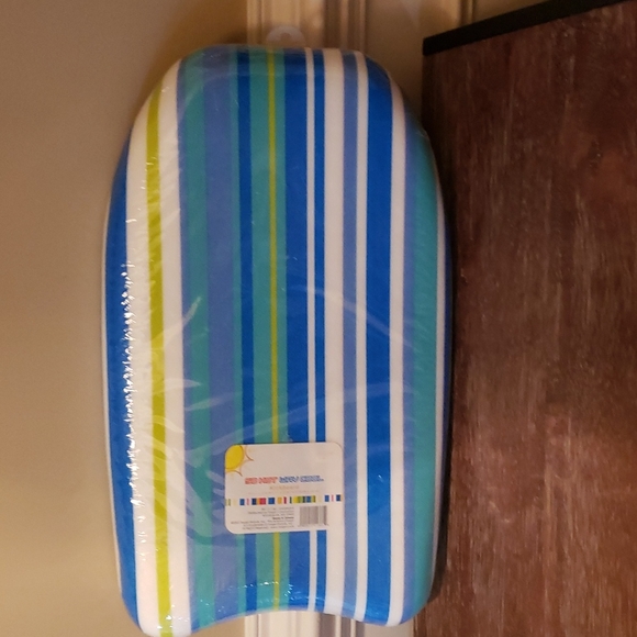 💖Host Pick 💖 2 Brand New Kickboards - Picture 6 of 8